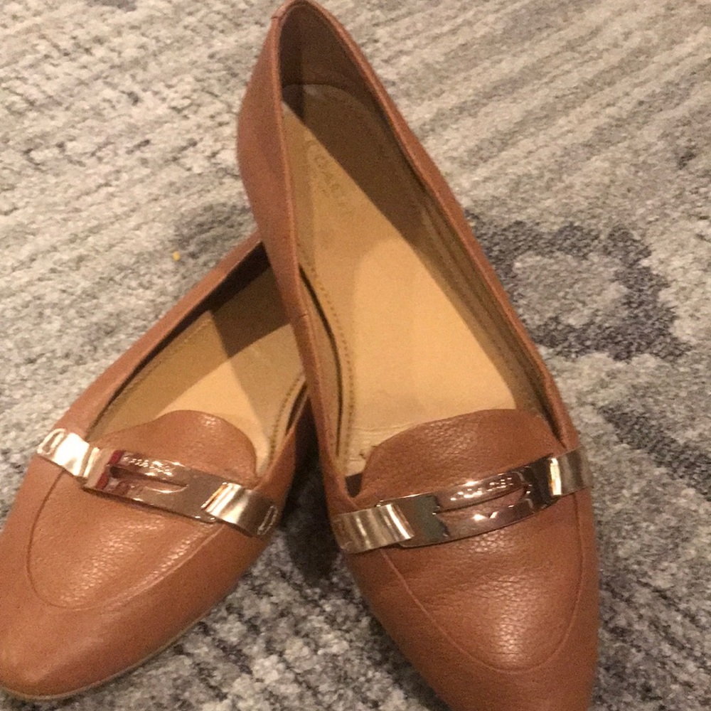 Coach flats